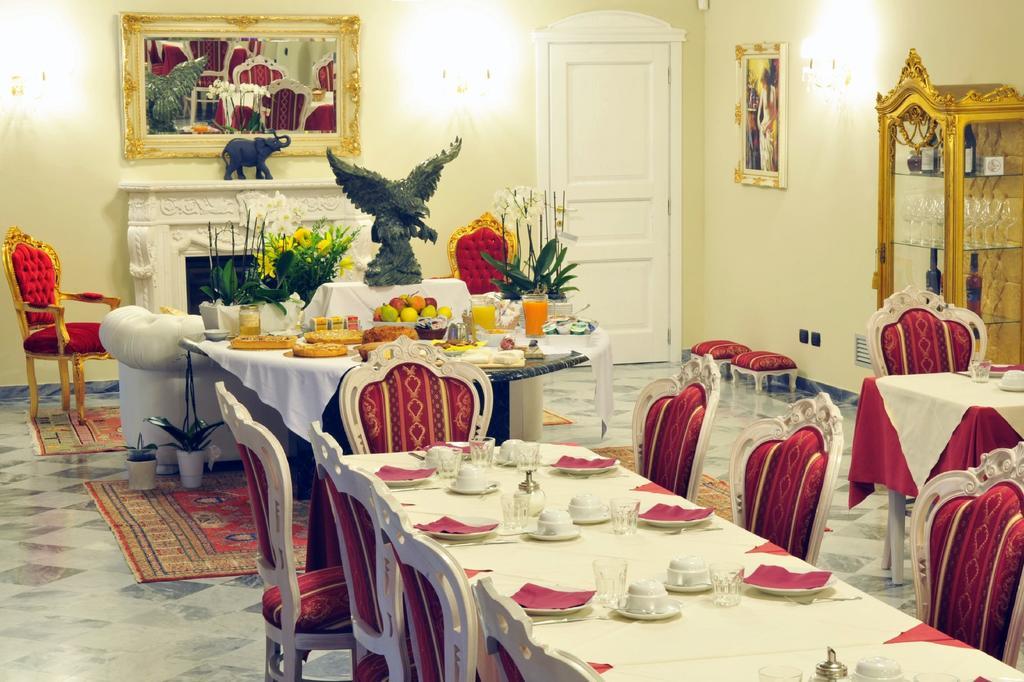 Agriturismo Cascina Varie Castagnito ภายนอก รูปภาพ